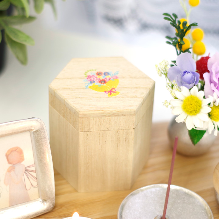 木製のミニ骨壷