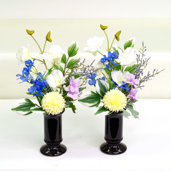 ペットの供養にぴったりのミニ花びん