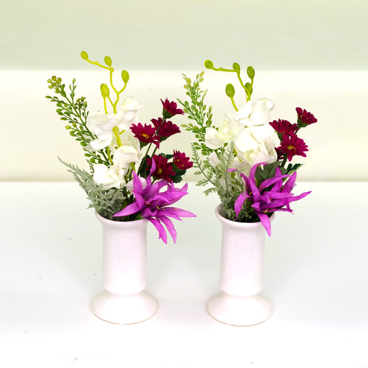 ペットの供養にぴったりのミニ花びん