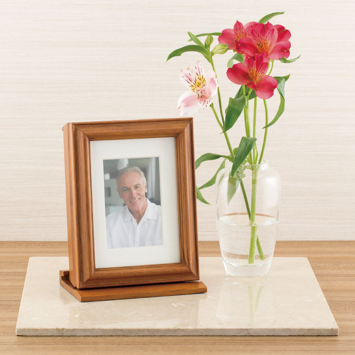 手元供養に最適な写真立てと遺骨カプセル（ミニ骨壷）のセット